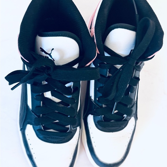 PUMA Rebound Joy Women's Mid Top Sneakers - Picture 12 of 16